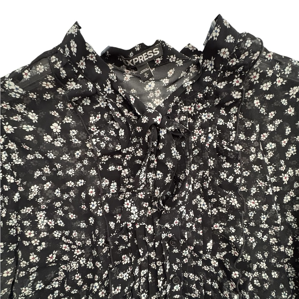 Express Black White Floral Blouse Ruffle Front Sheer Tie Neckline Office Size M - Picture 8 of 11